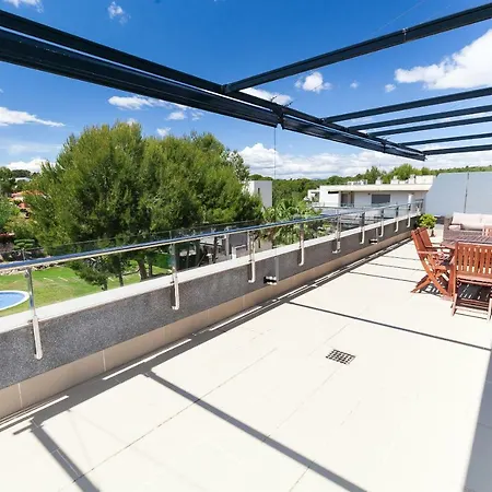 Uhc Family Complex Appartement
